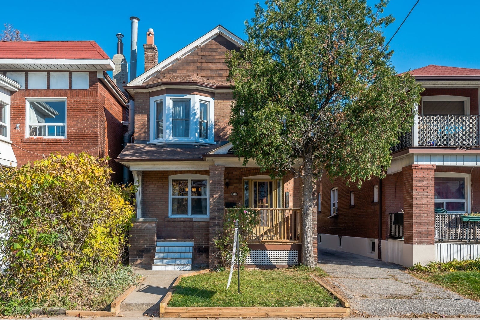 1603 Dufferin St The Josie Stern Team