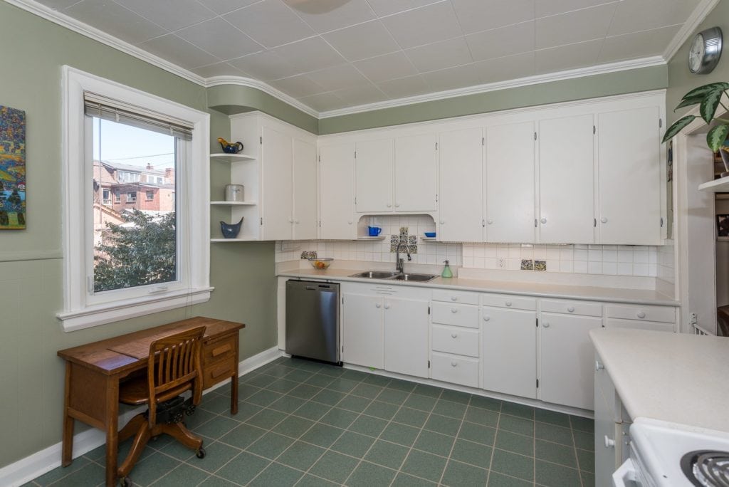 206 Melita Ave The Josie Stern Team